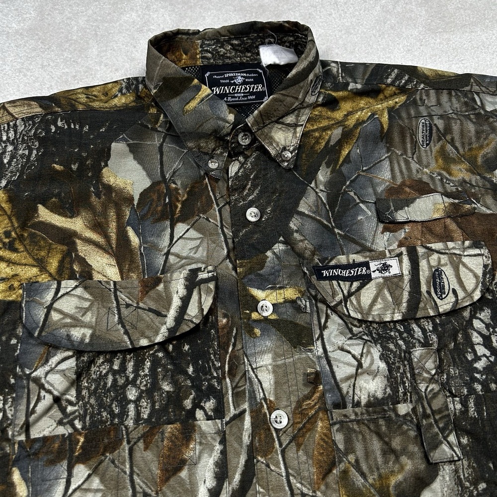 Winchester Camo Shirt Men's XXL Real Tree Hardwoods Hunting Short Sleeve Vented